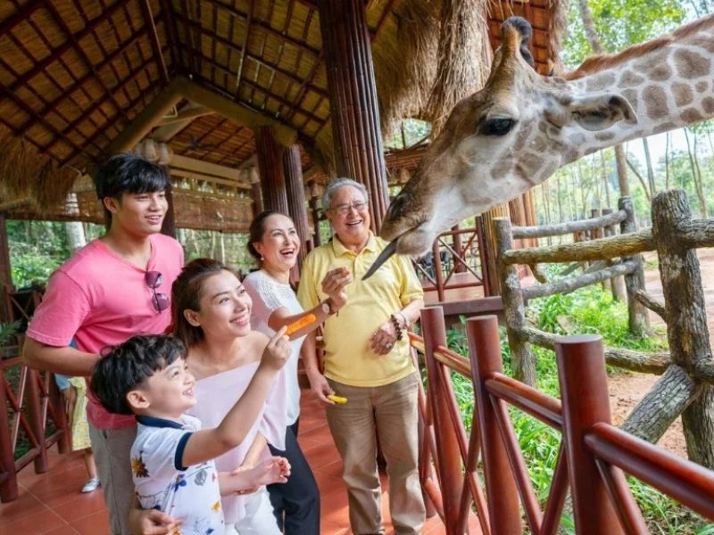 Phu Quoc – 4 Islands – Vinpearl Safari – VinWonders – Grand World