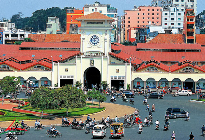 Ben Thanh market oversee