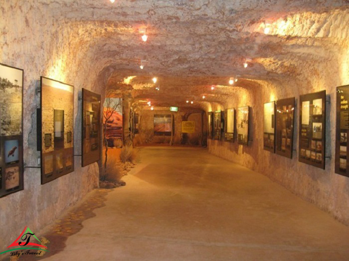 Cu Chi Tunnels