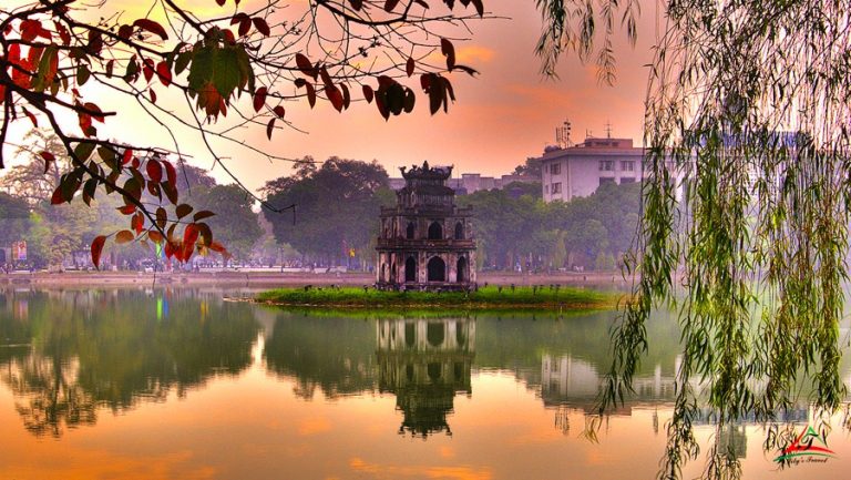 Hoan Kiem Lake