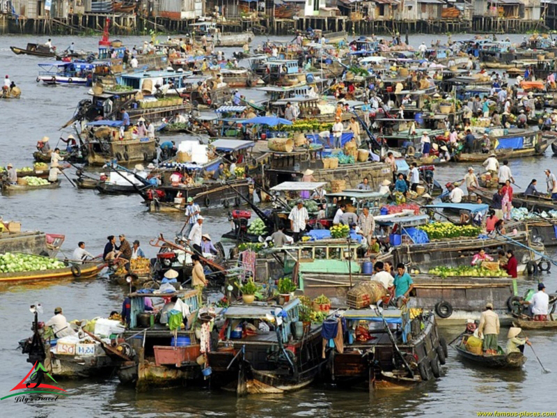 Cai Rang Floating Market in Can Tho