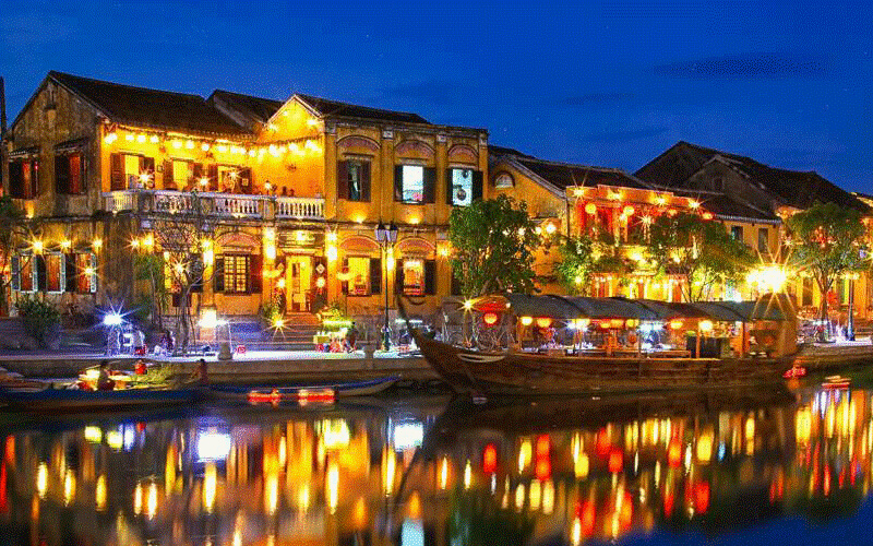 Hoi An at night