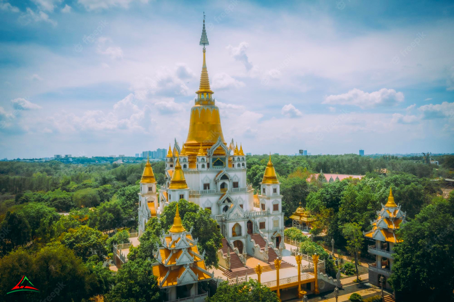 Buu Long Pagoda - Thailand Temple