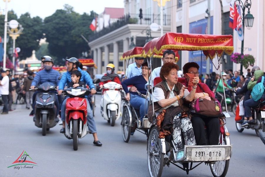 How to survive to Vietnamese traffic - Gadt Travel