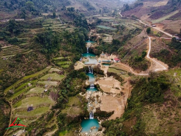 Chieng Khoa Waterfall