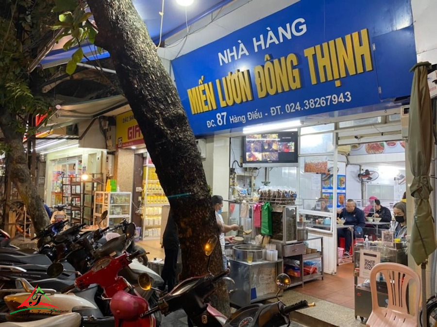 Street food tour Hanoi: Enjoy cuisine from the 36 streets' distinctive ...