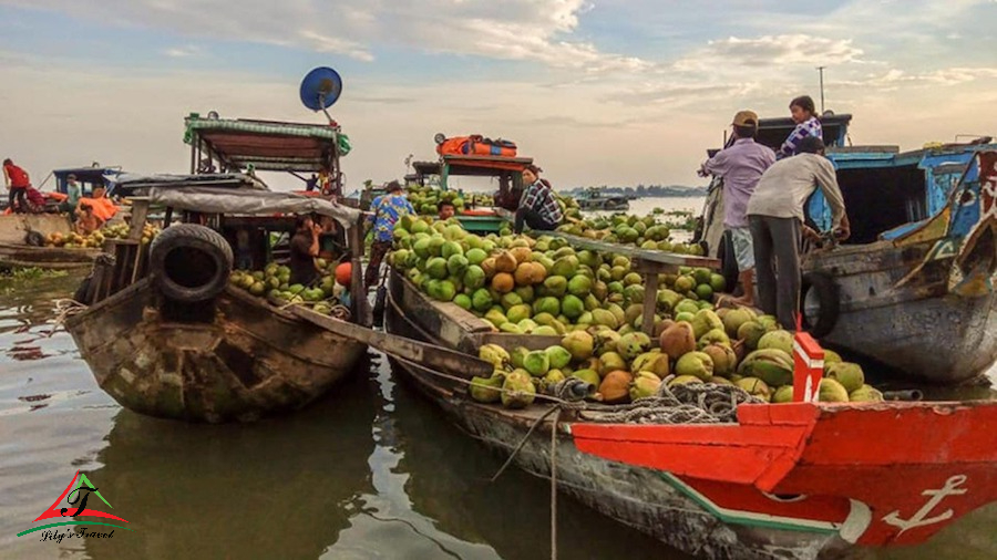 Time to travel to Cai Be Floating Market