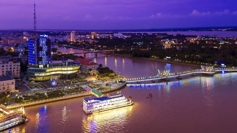 Ninh Kieu Wharf