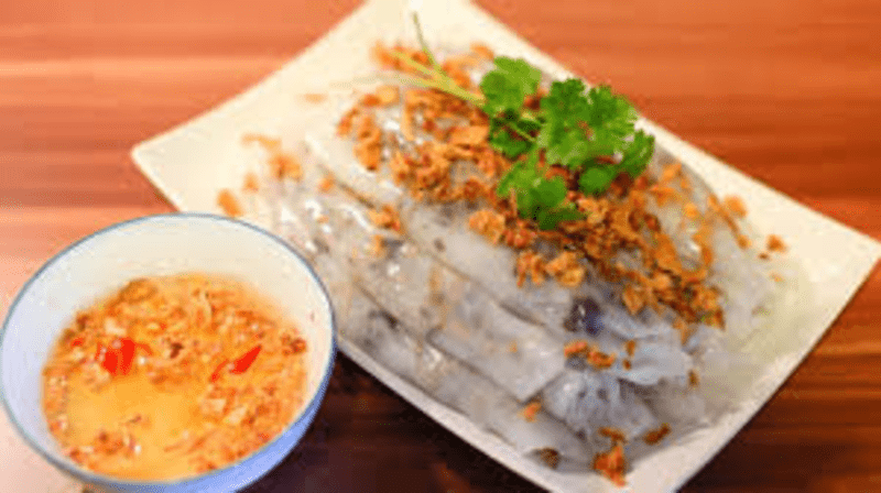 Banh Cuon (Vietnamese Steamed Rice Rolls)