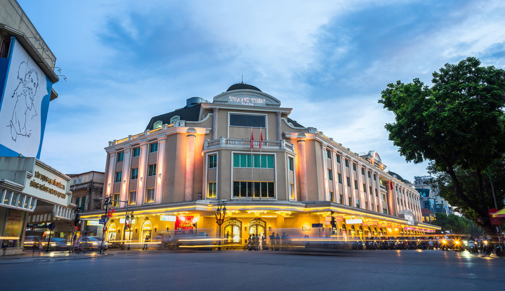 Beside Ta Hien and Ma May street, Lo Su and Hang Cot can also be considered as one of the Hanoi Old Quarter where to stay.