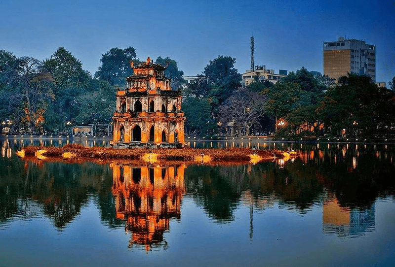 Explore Hoan Kiem Lake