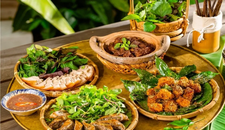 Dining Tips for Visitors in Hanoi Old Quarter