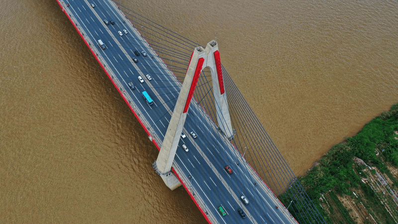 History and construction of Nhat Tan bridge