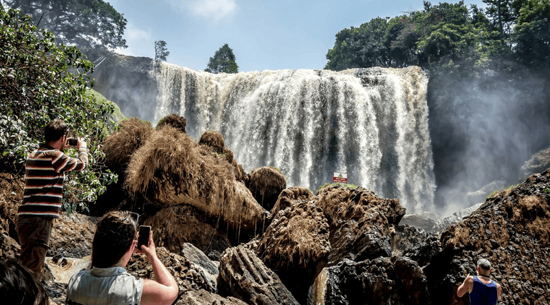 Safety tips and things to keep in mind at Elephant Waterfall