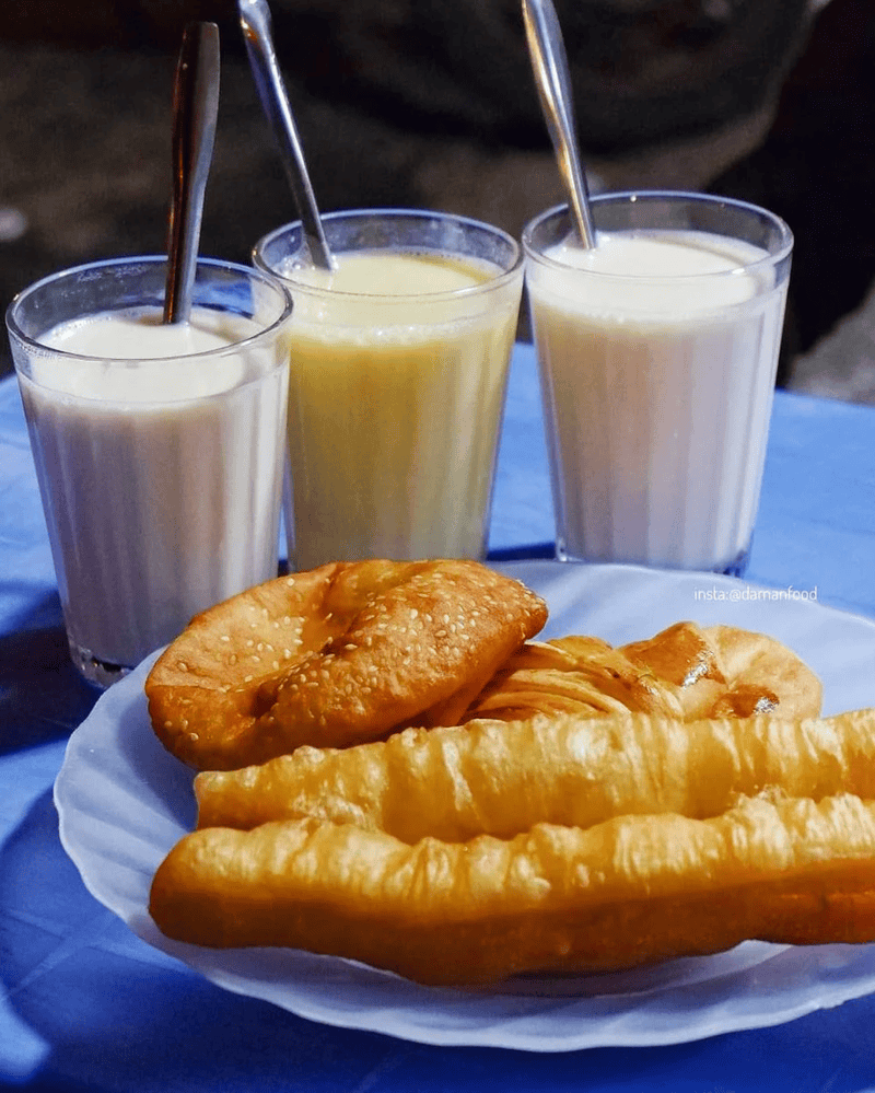 Hot Soy Milk In Dalat (Sua dau nanh)