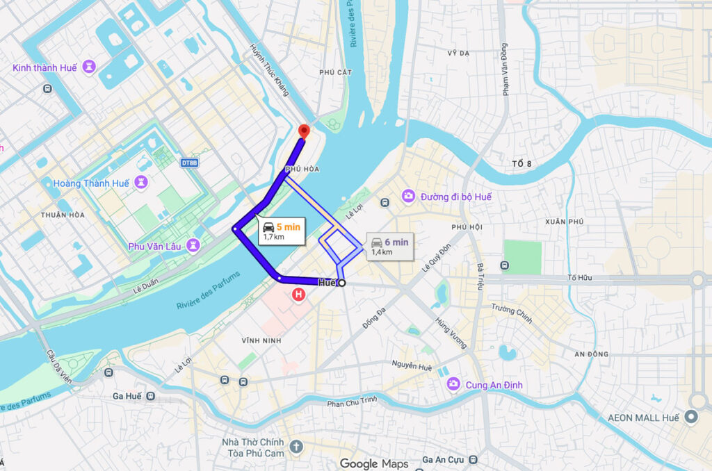 How to get to Dong Ba Market location