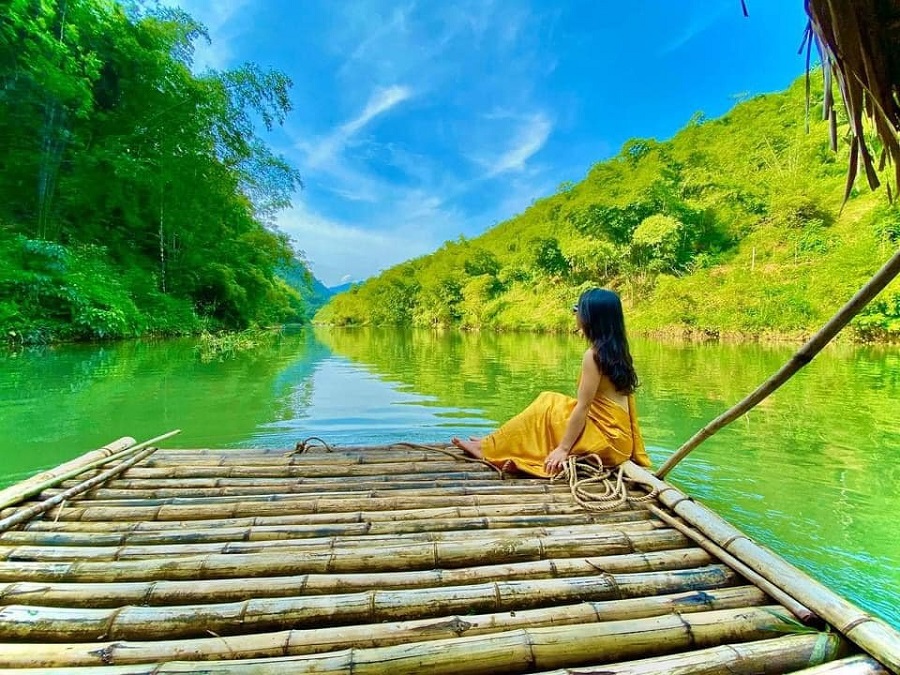 Bamboo Rafting - Adventure on the Stream