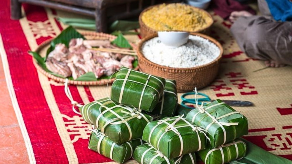 Local Cuisine must try when visiting Hieu Waterfall - Banh Chung & Banh Te