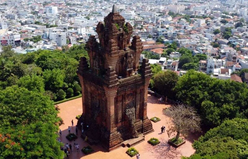 What to expect when visiting Nhan Tower