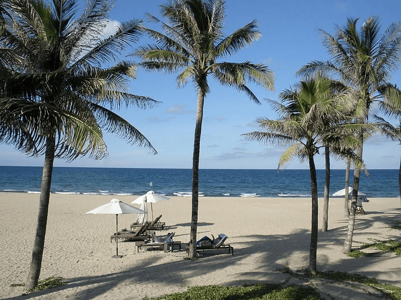 Where to stay near Non Nuoc Beach