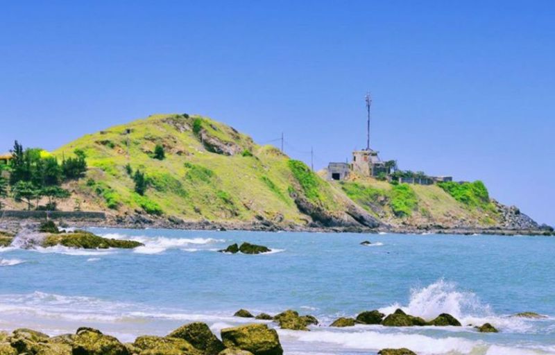 How Nuoc Ngot Pass compares to Hai Van Pass