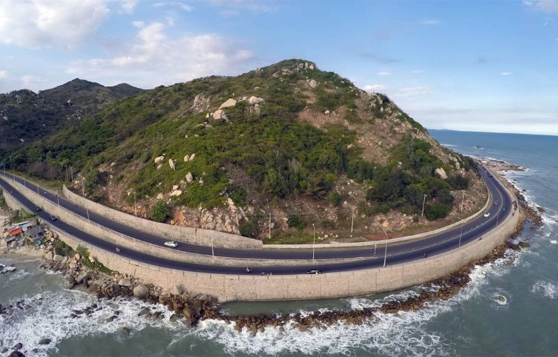 Plan your adventure to Nuoc Ngot Pass today