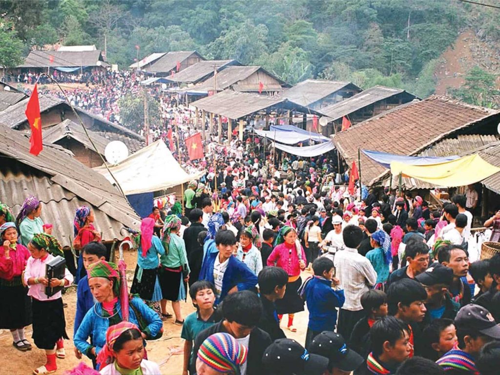 Bac Ha Market - The largest Lao Cai Market
