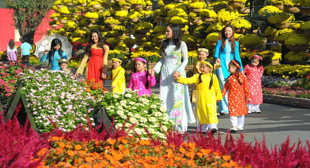 Wandering around Tan My Chanh Flower Village
