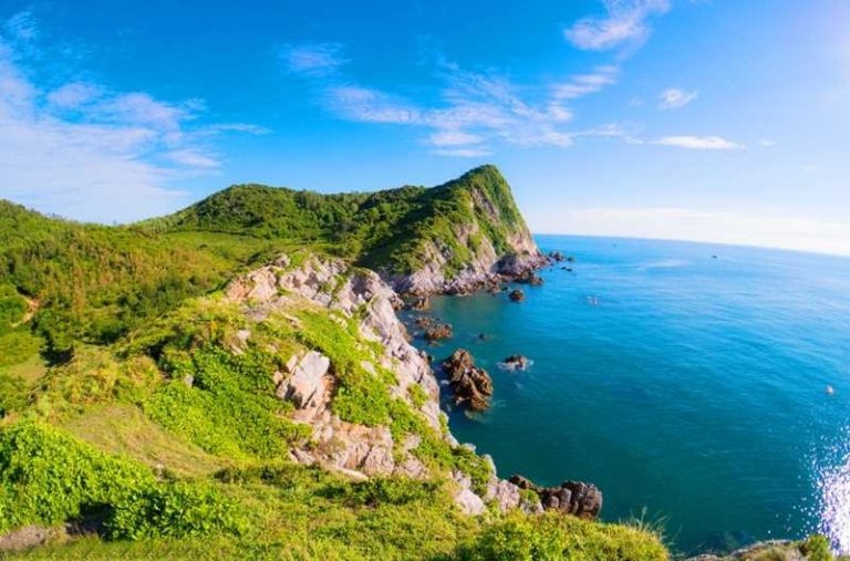 Sample Travel Timeline: Hanoi to Quan Lan in One Day