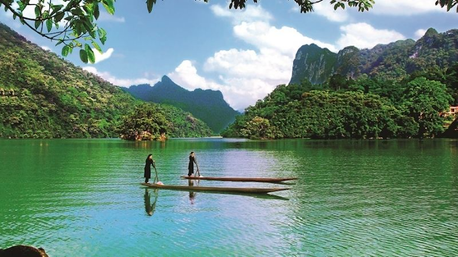 Ba Be Lake: A 200-year-old gift from Bac Kan
