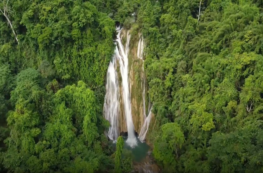 Khuoi Nhi Waterfall
