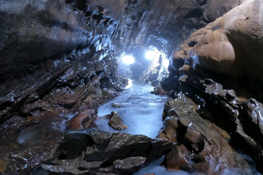 Xuan Long Cave