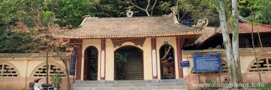 Tam Giao Pagoda in Nhi Thanh Cave