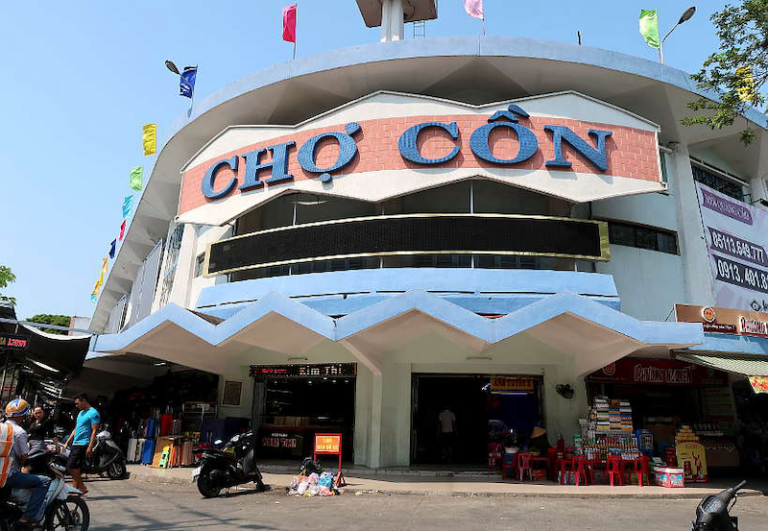 Con Market: The culinary paradise in Danang