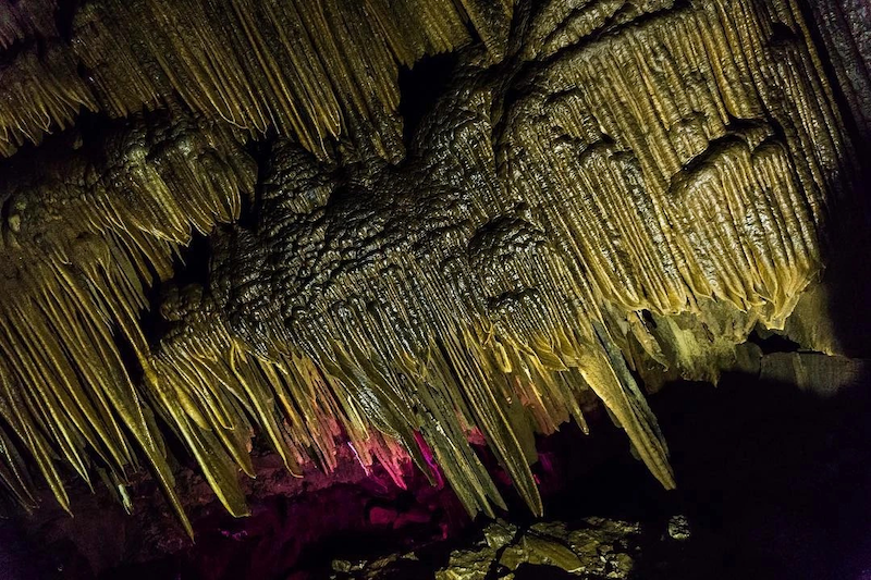 Best time to visit Lung Khuy cave