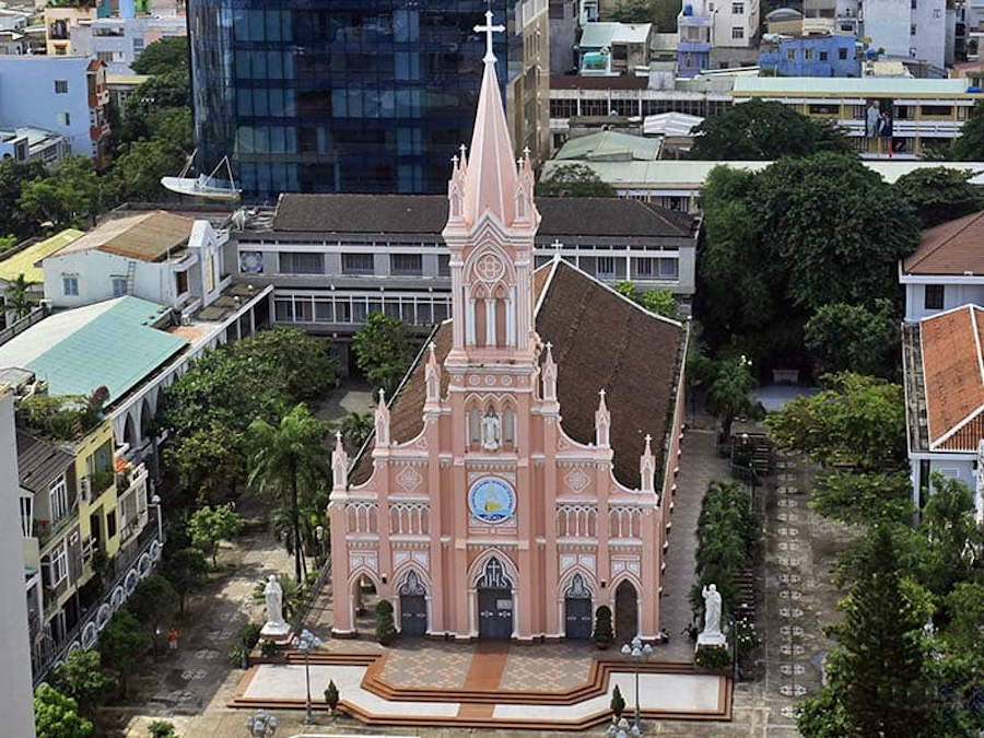 Danang Cathedral: All you need to know before explore