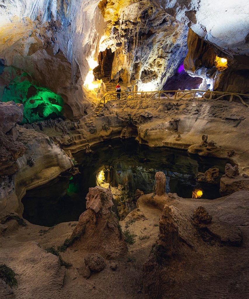 Inside the cave is Am Ty Lake