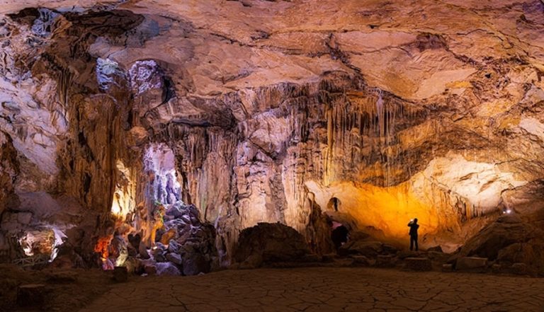 The beauty and structure of Tam Thanh cave