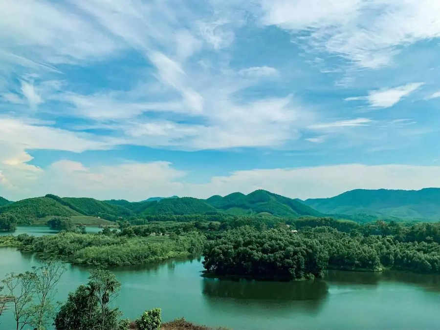 Why Ghenh Che Lake is worth visiting