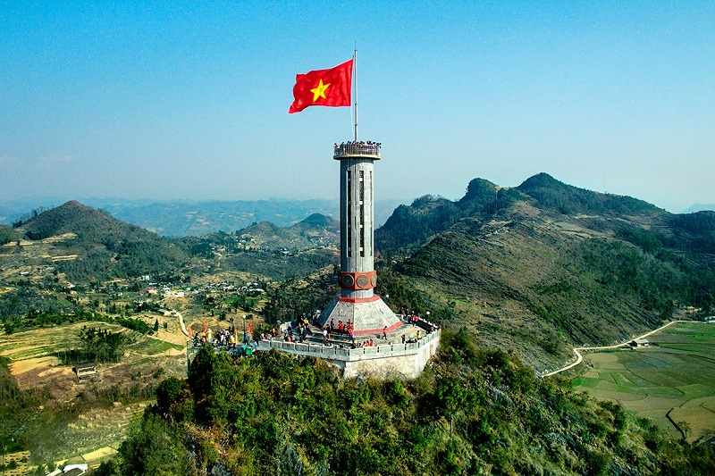 Lung Cu Flagpole 