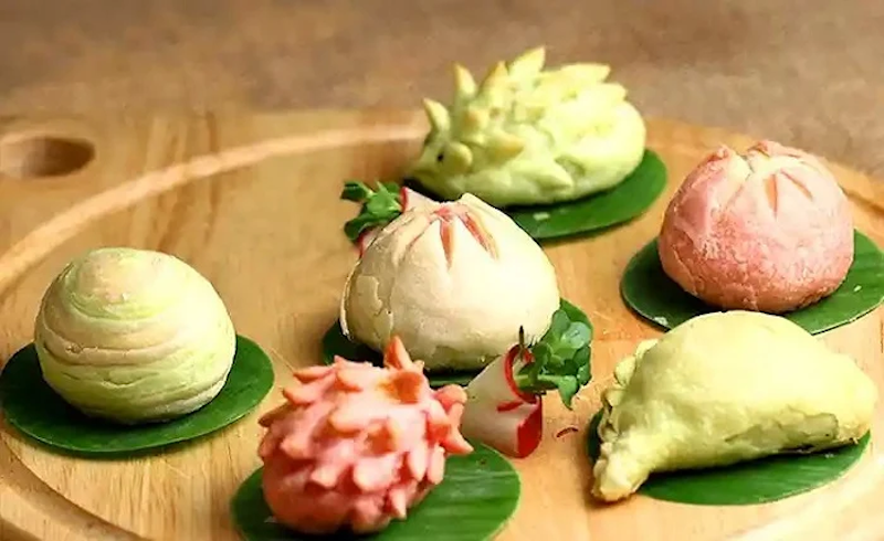 Banh Kheo - pies of skillfulness