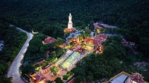 The whole scene of ho quoc temple is rich and vibrant