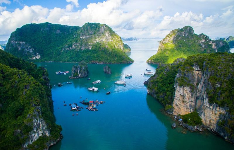 Hanoi to Bai Tu Long made simple for tourists