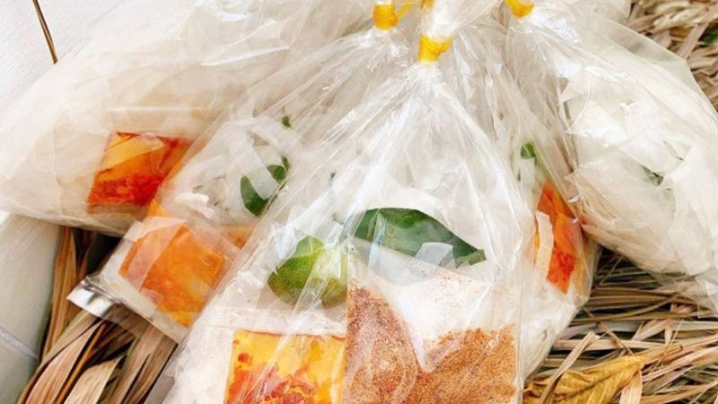 Banh trang deo and banh trang phoi suong