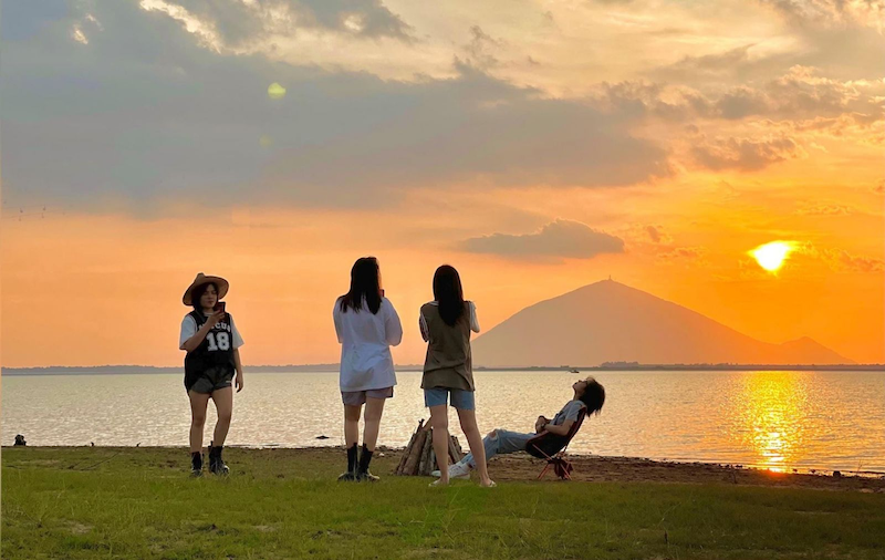 Best time to visit Dau Tieng Lake