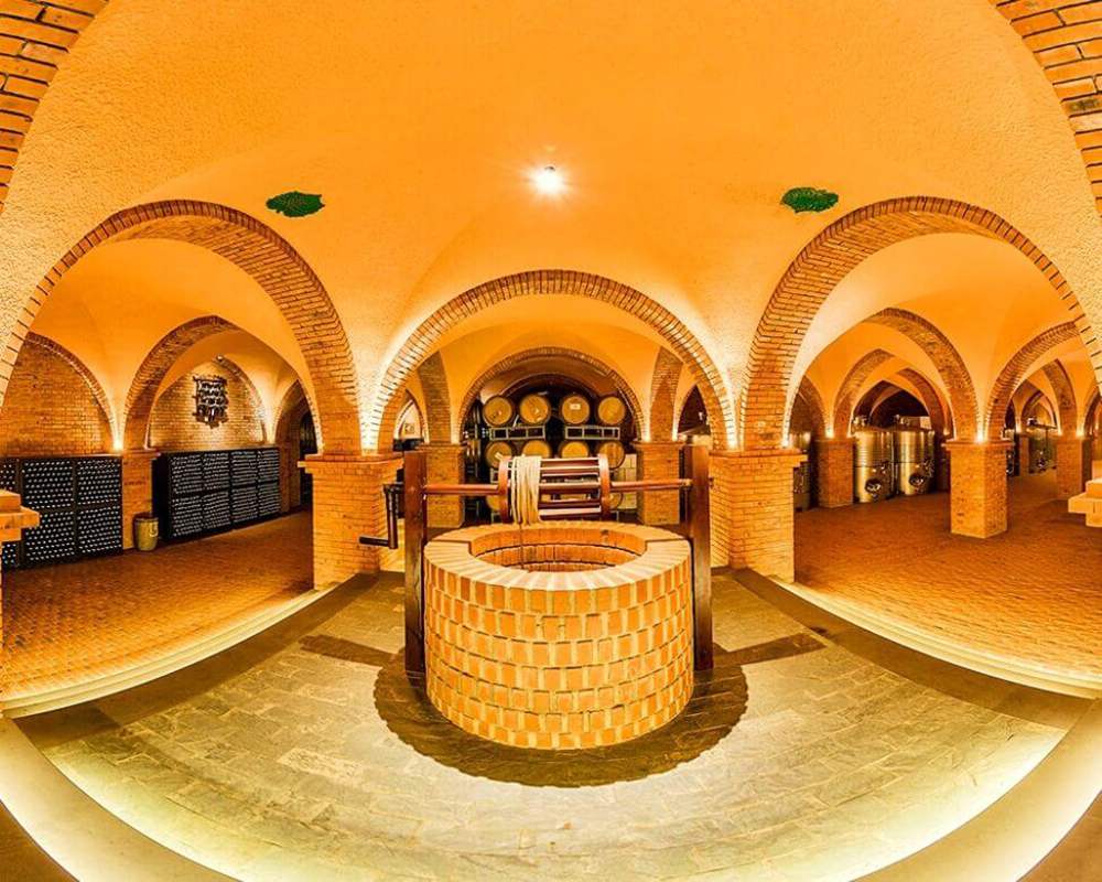 RD Wine Castle