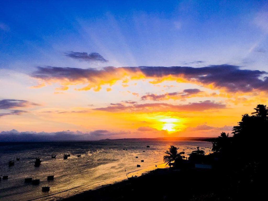 The main Mui Ne Beach strip is the perfect spot for a quick, laid-back sunset