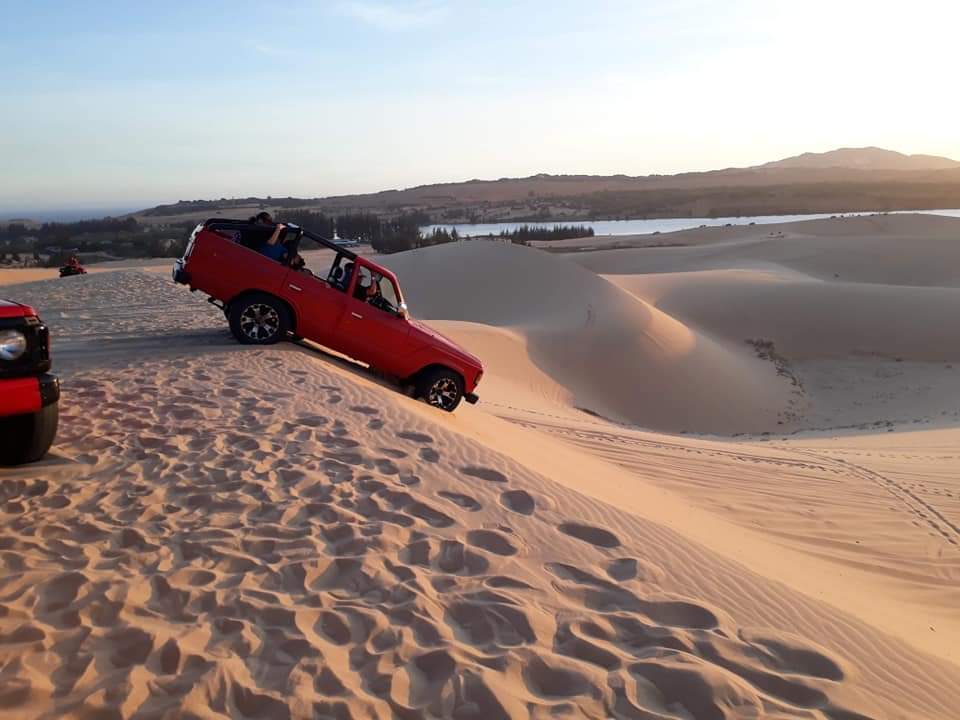 Show up 30 to 45 minutes early to find a good spot and watch sunset at Mui Ne