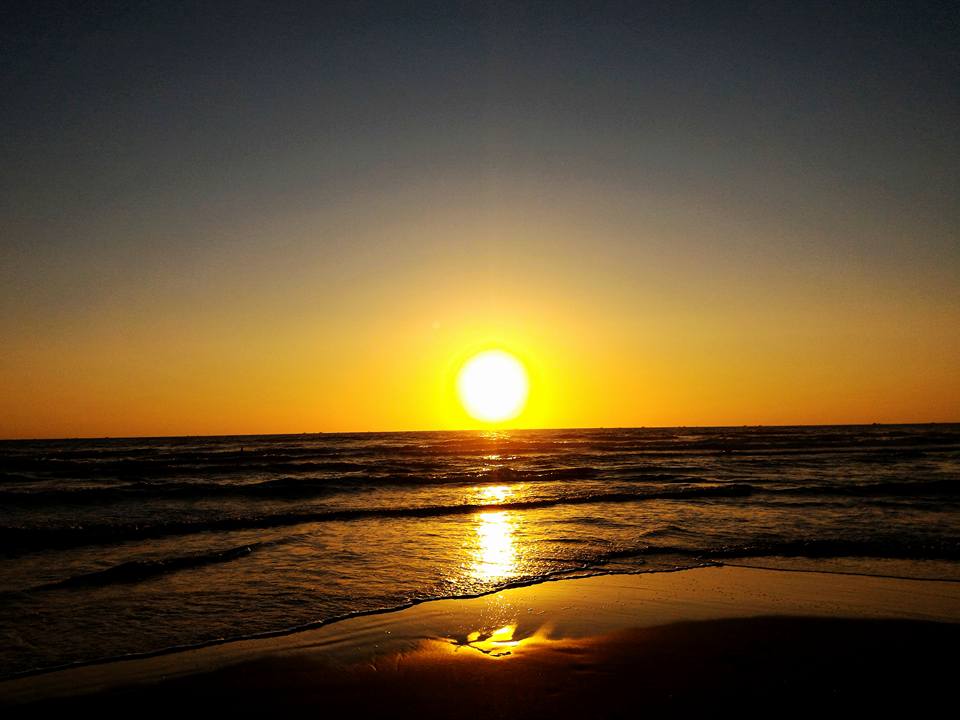 Sunrise along Mui Ne beach