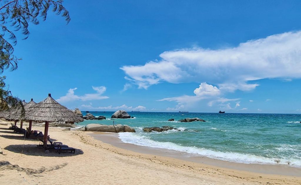 Ca Na beach stop between Mui Ne and Nha Trang quiet coastal view